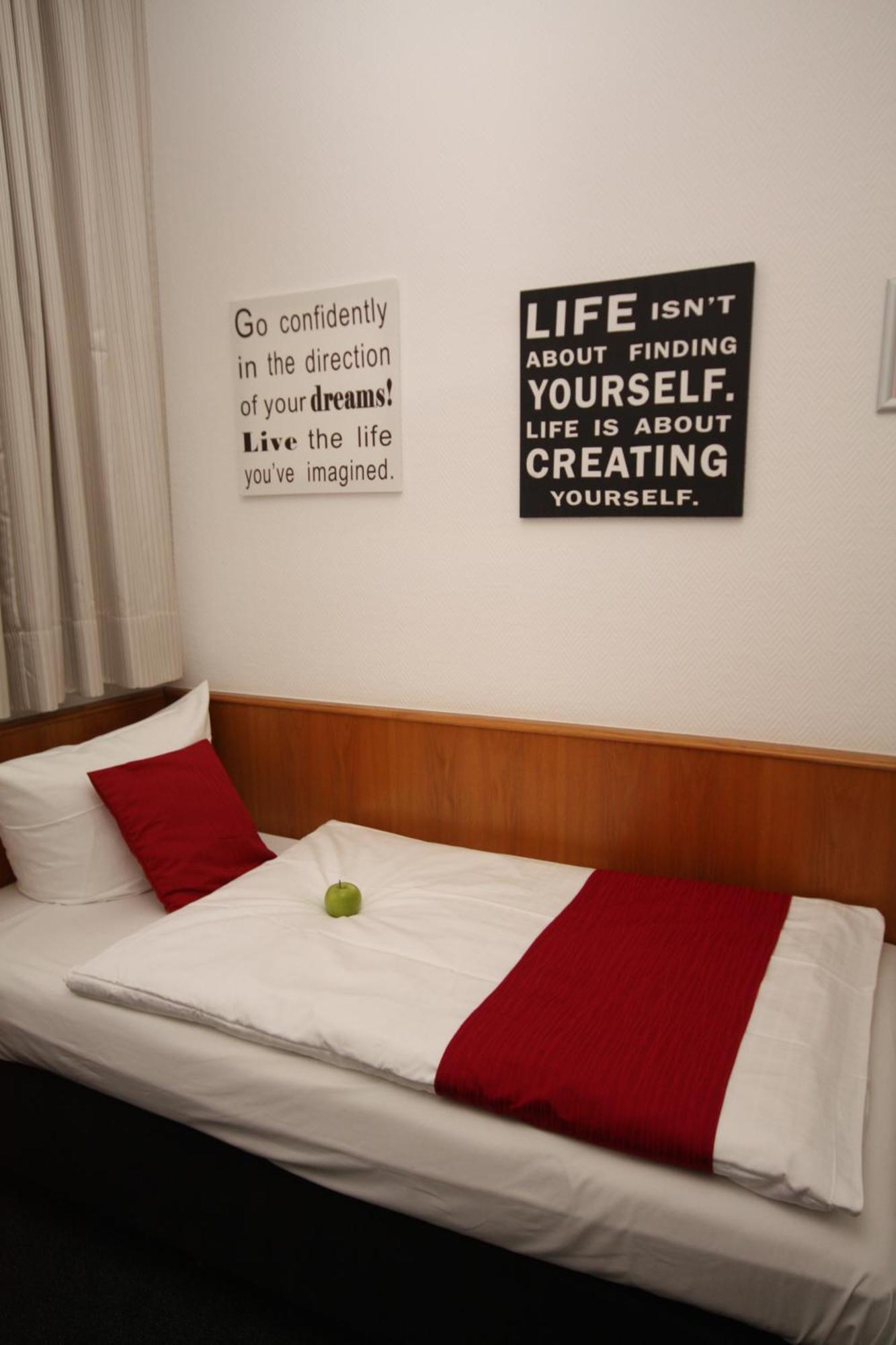 Hotel Heymann Kaiserslautern Zewnętrze zdjęcie