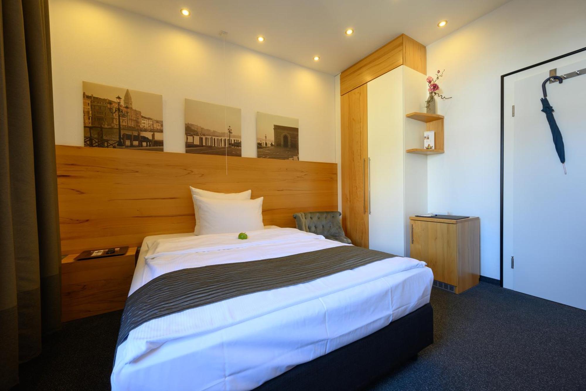 Hotel Heymann Kaiserslautern Zewnętrze zdjęcie
