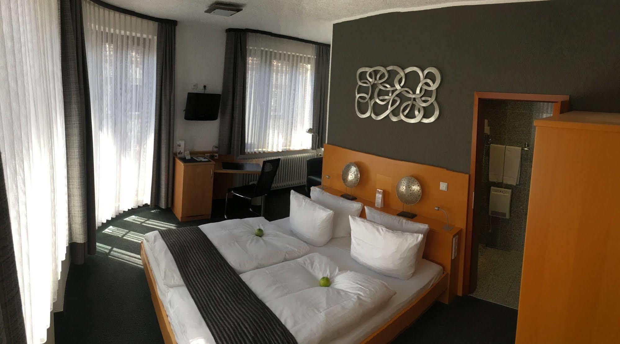 Hotel Heymann Kaiserslautern Zewnętrze zdjęcie